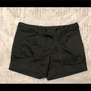 NWOT The Limited Drew Fit Belted Shorts